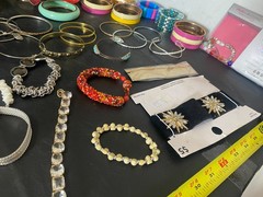 huge lot 100+ bracelets jewelry estate mixed brand bracelet collection
