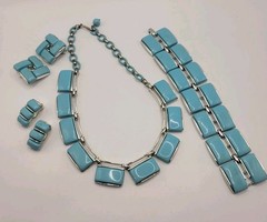 4 Pc Vintage LISNER Aqua Blue Thermoset Silvertoned Bracelet Necklace 2 Earrings