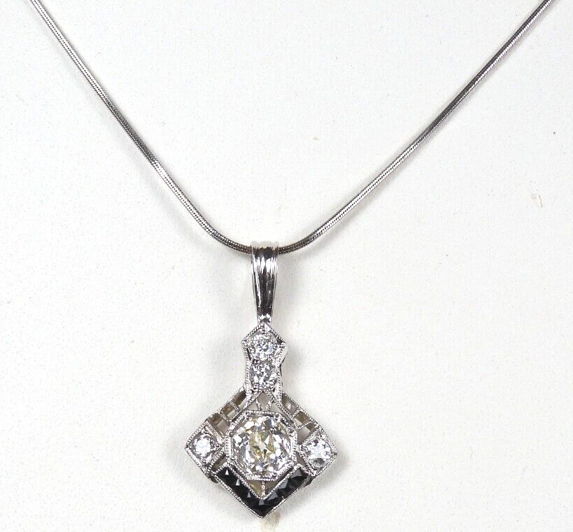Antique Art Deco European Diamond Pendant Necklace Length 16″ Platinum 1920’s