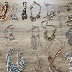 Premier Designs Jewelry HUGE 8+ lbs Necklace Lot 50 Necklaces Modern