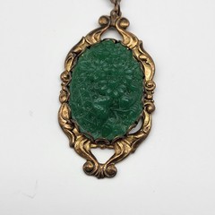 Fabulous green glass faux jade necklace elegant Deco styling Estate jewelry