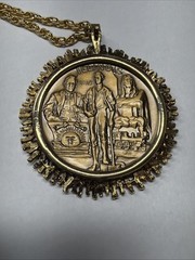 Official 1974 Illinois Medallion US Bicentennial 1776-1976 Coin Pendant 24”Chain