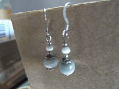 1 Pair Old .75″in Glass Gray w/White Halos Round Dangle Earrings