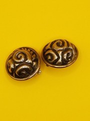 Vintage Zina Domed Swirl Motif Button Sterling Silver Clip On Earrings