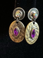 Antique Victorian Style Pendant And Earrings In Hammered Gold Tone Rhinestones