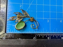 Green Jade Cabochon Floral Filigree Leaf Vintage Sterling Silver 925 Brooch Pin