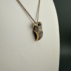 Vintage Eagle Pendant Necklace Gold Tone Figural Bird Signed 18″ Chain Box Clasp