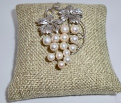 Vintage Sterling SILVER Marked Grape Bunch Pearl Brooch Pin E44