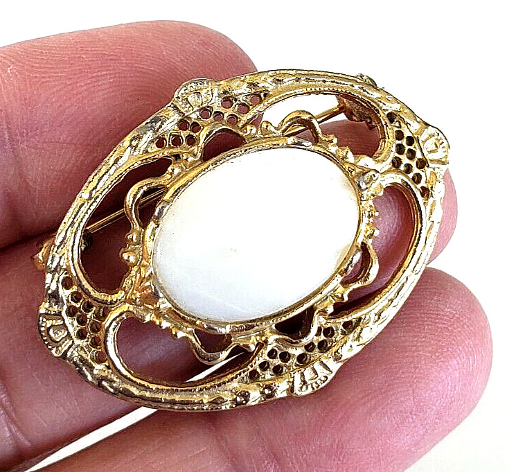 Vintage Victorian Revival Mother of Pearl Ornate Gold Tone Pin 1-9/16″