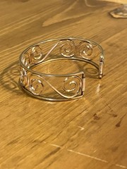 Krementz scroll work cuff spiral design on gold tone open back 6” 1950-60s