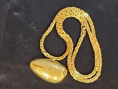 MONET 2 pc heavy 15″ chain and 2 1/2″ by 1 1/2″ shinny pin Statement pieces