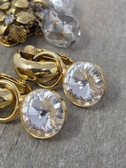 2 Pairs Vintage Gold Tone & Clear Rhinestone Clip-on Earrings Dangle Drop Style