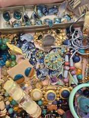 Beautiful Lot Of Estate Jewelry, Turquise, Teal & Green Many Signed
