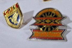 Mixed lot of Vintage CUFFLINKS, TIE BARS/CLASPS, PINS as pictured UNBRANDED