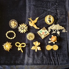 Vintage Jewelry Lot All Wearable 71 Pieces