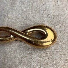 Vintage Gold Tone Monet 3.5in Infinity Brooch Preppy Old Money