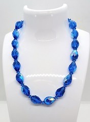 Vintage 1950s-1960s Bright Blue Aurora Borealis Faceted Crystal Choker Necklace