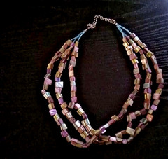 nulticolor Mother of Pearl necklace multi strand beach boho vintage 90s