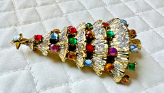 VINTAGE HOLLYCRAFT Christmas TREE BROOCH RHINESTONES Estate Jewelry ART Pin