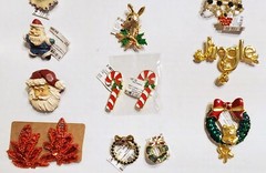 21 pc CHRISTMAS JEWELRY LOT BROOCH EARRINGS RHINESTONE GERRY’S, LIA, JJ, AVON +