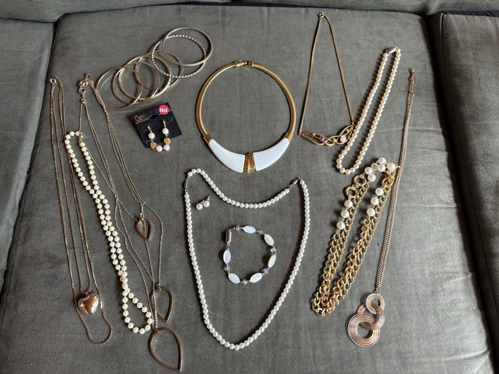 Vintage Jewelry Lot Necklaces Earrings Bracelets Pearl And Gold Tone Mix