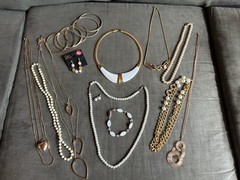 Vintage Jewelry Lot Necklaces Earrings Bracelets Pearl And Gold Tone Mix