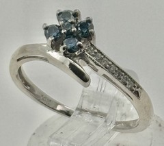 14K White Gold .32Cttw WHITE &BLUE DIAMOND FLOWER CLUSTER Ring, Sz6.5, 2g approx