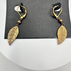 Vintage 90s Cookie Lee Gold Tone Feather Dangle Earrings Boho Style Jewelry