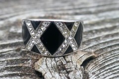 Vintage Sterling Silver Black Onyx & Cubic Zirconia Ring – Size 7.5