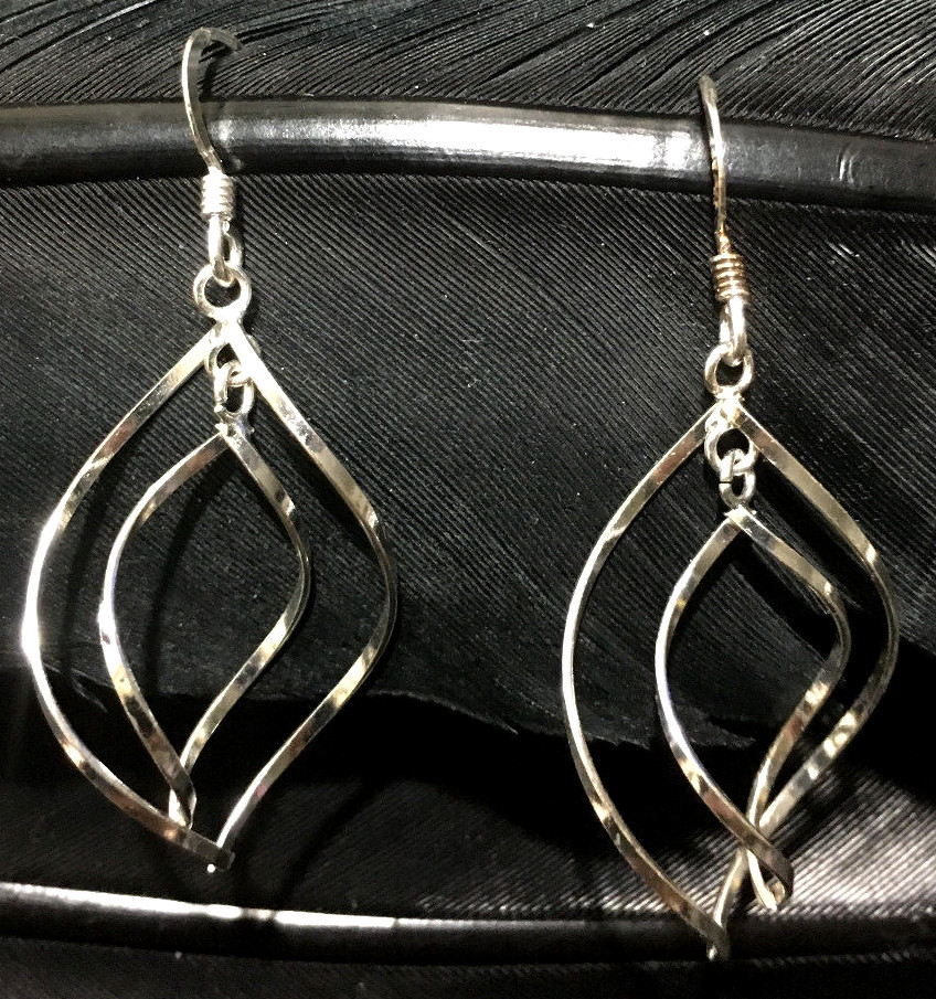 DAINTY ESTATE STERLING SILVER DOUBLE SWIRL DESIGN DANGLE EARRINGS 1 7/8″ LONG