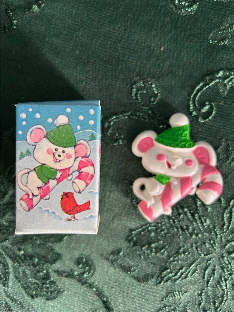 Vtg Avon Lickety Stick Mouse Pin Original Box Pristine Condition Christmas 1974