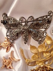 Vintage To Now Brooch Pin Lot Mixed Theme Gold-tone Silvertone Rhinestone…