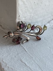 Vintage 1930s 1940s floral spray brooch multicolor glass rhinestones silver