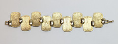 VTG Textured Gold Tone MCM Modernist Panel Bracelet 7″ Long 1″ Wide