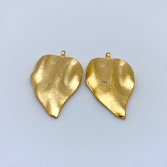 Pair Of Vintage Brass Plated Leaves (MP101)