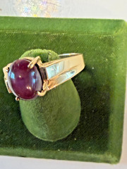 Vintage SOLID 14KT Gold Stamped Red Star Sapphire Size 10 Ring 4.27g NOS NOI!