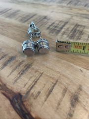 VINTAGE RARE SIGNED ZENTALL BROOCH WISHING WELL TWO BUCKETS/PAILS THAT DANGLE