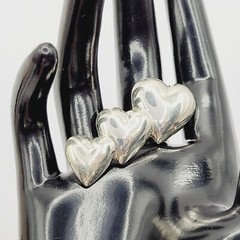 Triple Heart Graduated Sized Puffy Look Sterling Silver 925 Brooch Pin Thailand