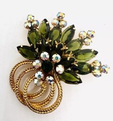 JULIANA DeLizza Elster Olivine Rhinestone & Metal Loop Brooch Vintage Jewelry