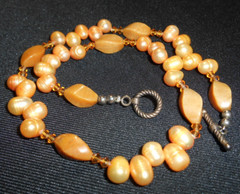 Vintage PEACH Freshwater Ringed Pearl Glass Crystal Necklace 17″ w/Toggle