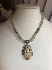 24. Vintage 925 Sterling Faceted Prehnite Beads Carved stone Pendant Necklace