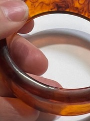 Thick BAKELITE VINTAGE 50’S Prystal Ice Tea Apple Juice Bracelet 7/8 inch tall