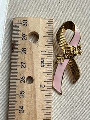 Avon Gold Tone Pink Enamel Breast Cancer Awareness Ribbon Lapel Pin Rose Vintage
