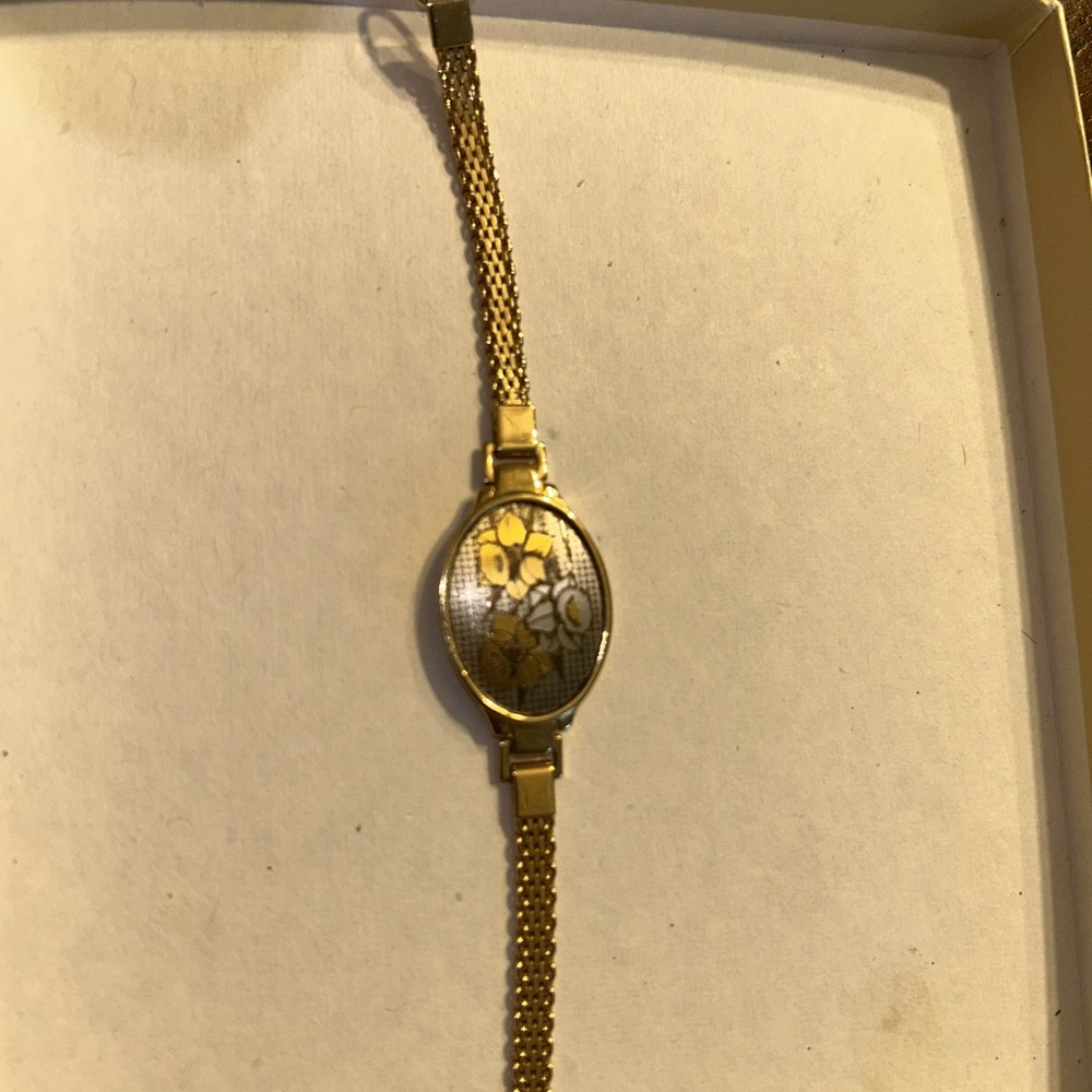 Vintage Reed and Barton Bracelet 6.25in Gold Tone March Floral Engraved 13.65g