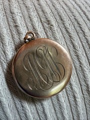 Victorian 8g Rose Gold Fill Photo Locket Pendant Monogram Dimple On Back