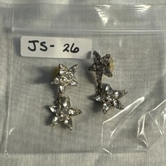 Vintage Gold Tone Clear Rhinestone Star Pierced Earrings Jewelry JS-26