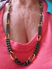 Authentic 1970’s-80’s MONET Gold Plated w/Black Metal Chain Necklace