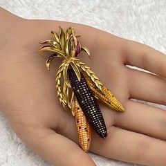 Vintage Weiss Brooch Ears of Corn Enamel Gold Tone RARE 3.5″