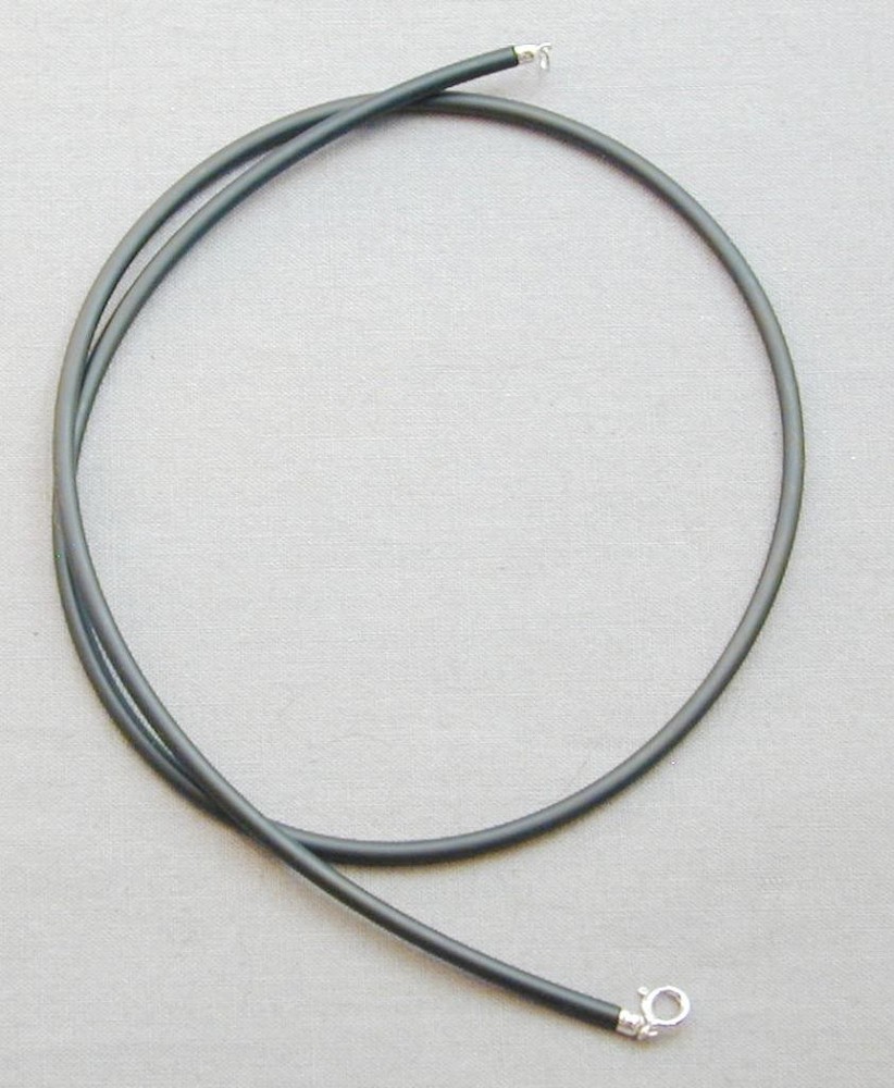 Rubber Cord Necklace 18k White Gold Ends & Clasp 17.5” Never Worn