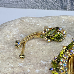 Unsigned Hobe Vtg Rhinestone Waterfall Jellyfish Fringe brooch & earrings green
